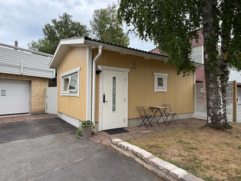 Tiny House near Arlanda Airport & Train Station - Image 1