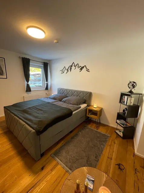 Cozy modern apartment ideal for couples - Image 1