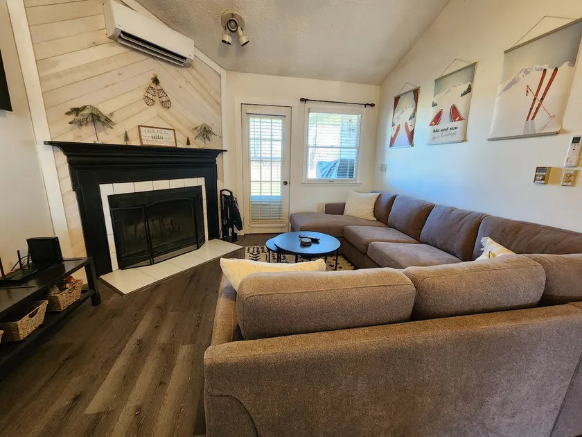 Tioga Townhouse Mountain Retreat w/ Pool & Games - Image 1