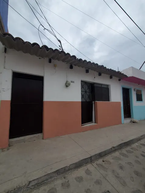 Mama Chuy House - Image 1