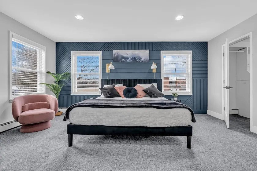 Spacious, modern home 5 minutes from train to NYC - Image 1