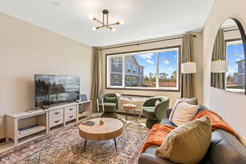 100 - New, Modern & Comfortable 2 Bedroom Apt - Image 1