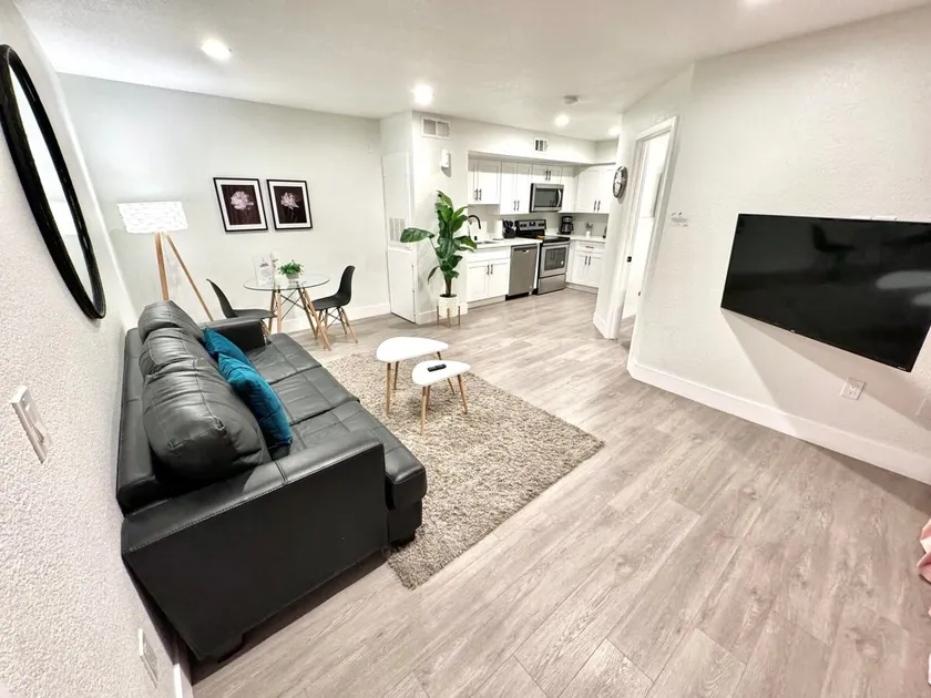 LUX 1BR Condo Near Strip, UNLV, and Convention CTR - Image 1