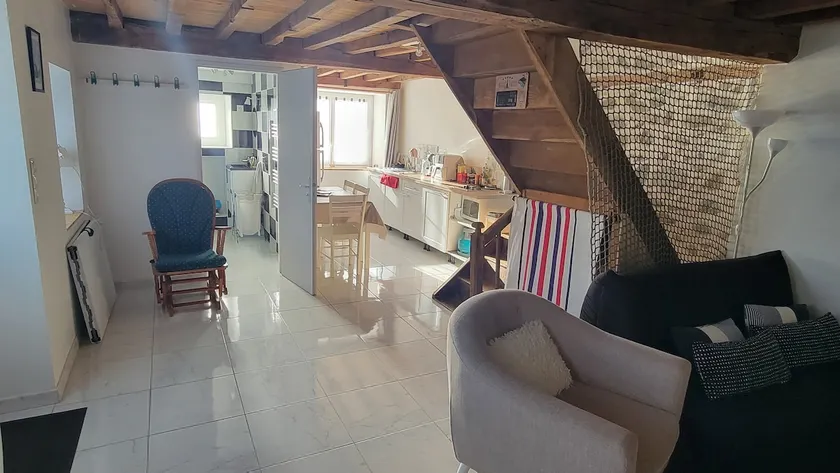 Country House - Image 1