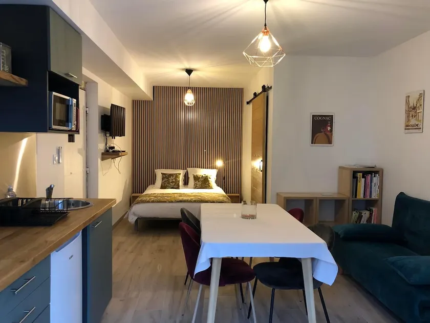 Cozy 2-star furnished studio - Image 1