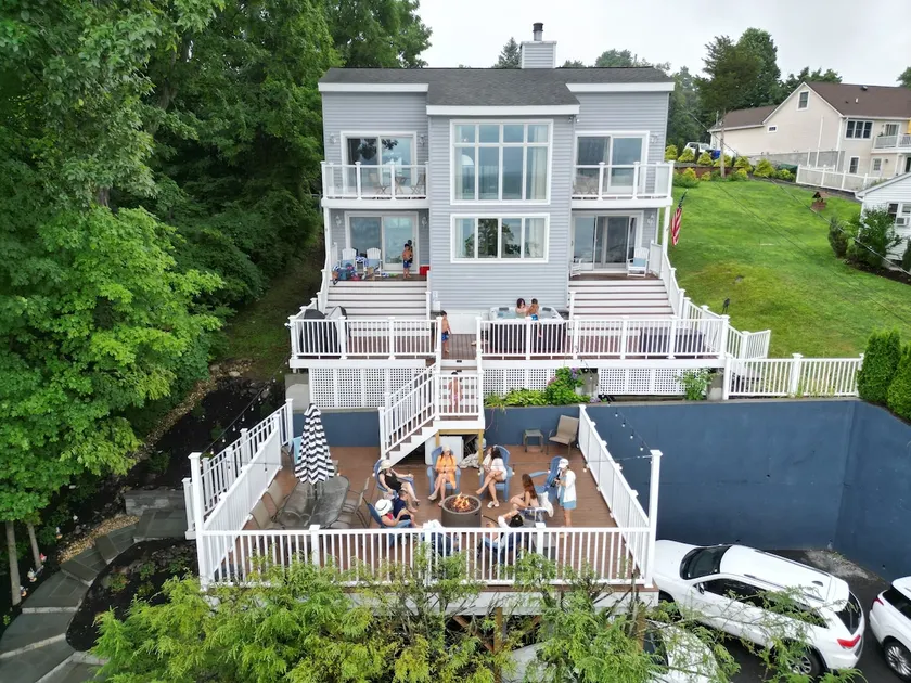 Sleeps 16! Hot Tub/Lake/Dock/SUP/Firepit - Image 1