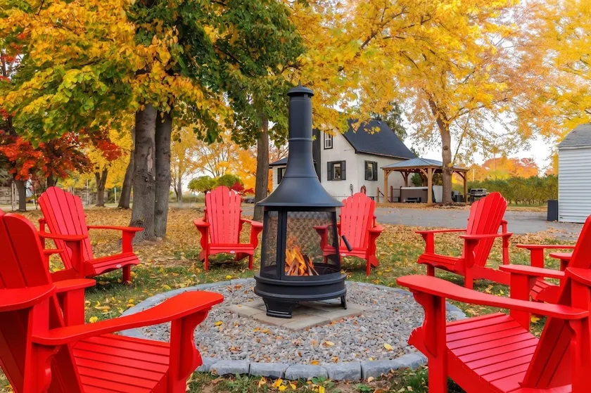 Orchard House | Peach Orchard Views | Hot Tub - Image 1