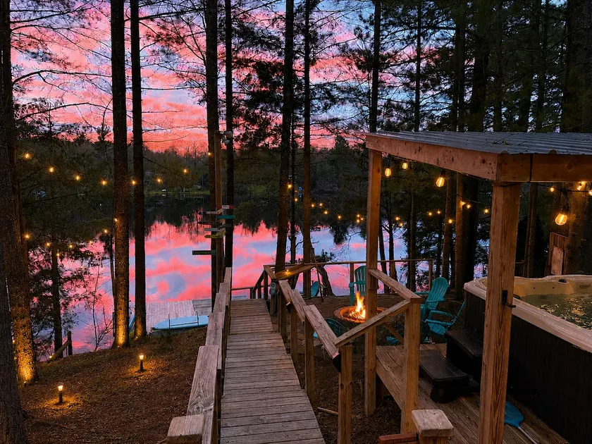 Lake Retreat w/ Hot Tub, Fire Pit + Game Room - Image 1