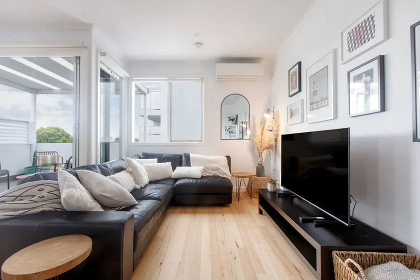 'Laidback Lygon' A Two-storey Inner-city Oasis - Image 1