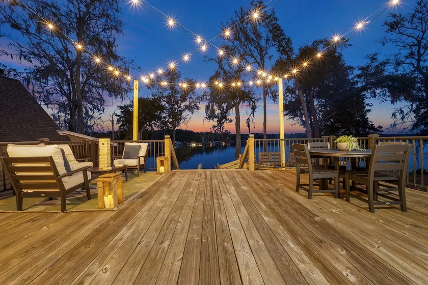 Talquin Triangle: Lakefront - A frame - Fire Pit - Image 1