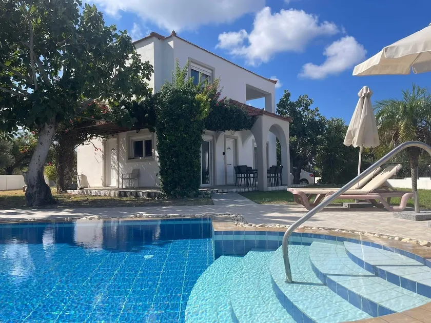 Villa Fig Tree - Image 1