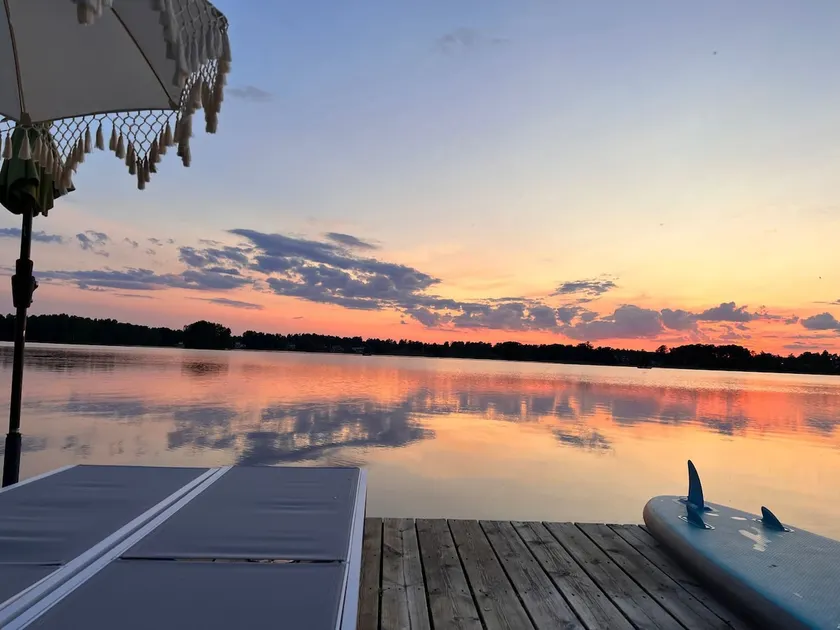 Lakehouse - Image 1