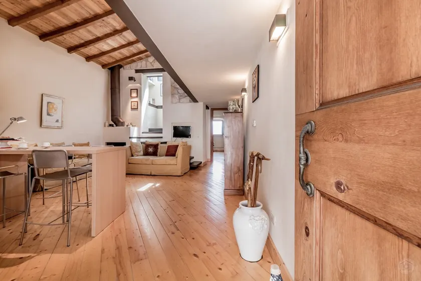 Loft retreat in the old town - Image 1