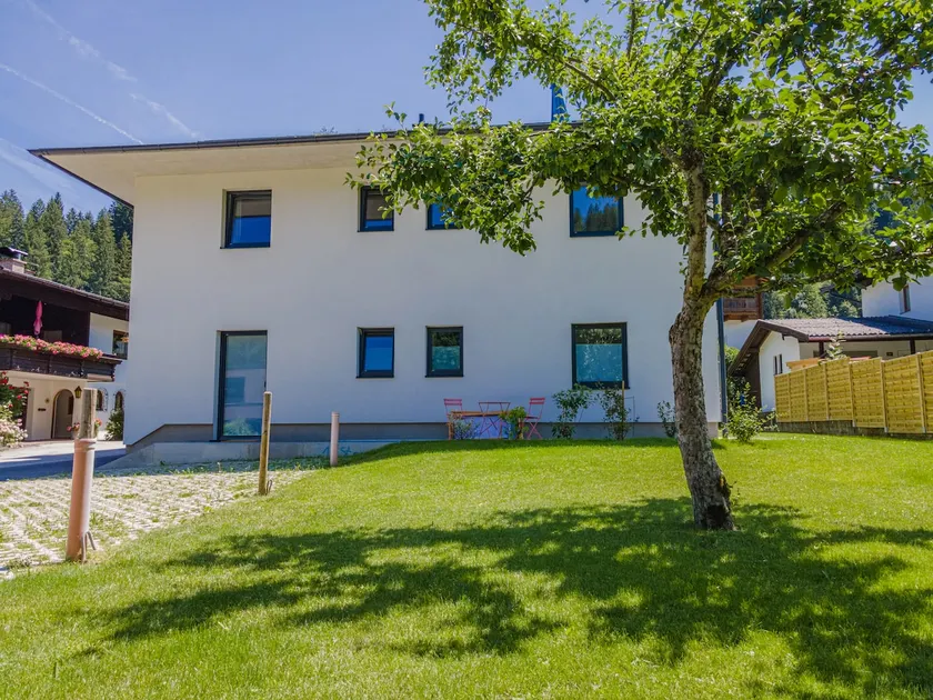 Lovely apartment with garden and close to the ski lift - Image 1
