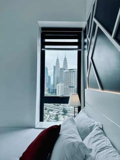 The Infinitum KLCC 1 with Twin Tower View - Image 1