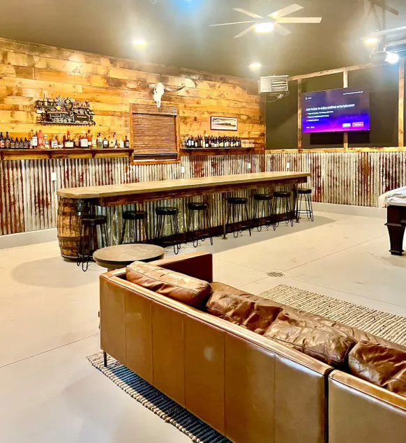 3 Min Walk to Lake/Pier on Castle Rock|Bar|Dogs OK - Image 1