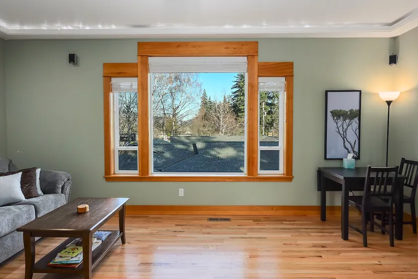 3BR Solar Home Ideal for Families, Friends, & Pets - Image 1