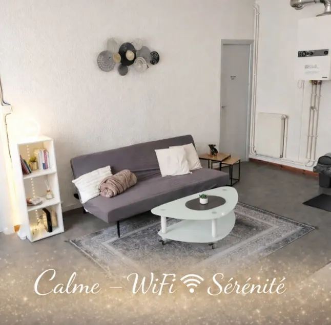 Quiet apartment. - Image 1