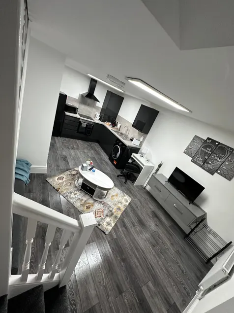 Captivating house in Leicester! - Image 1