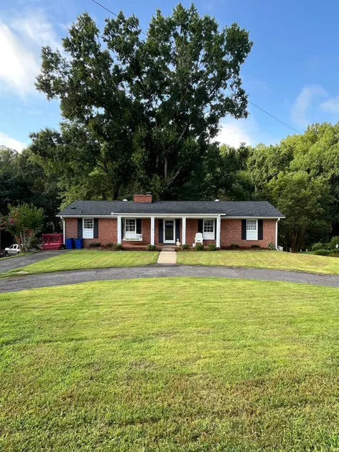 Corn Tassel House - Image 1
