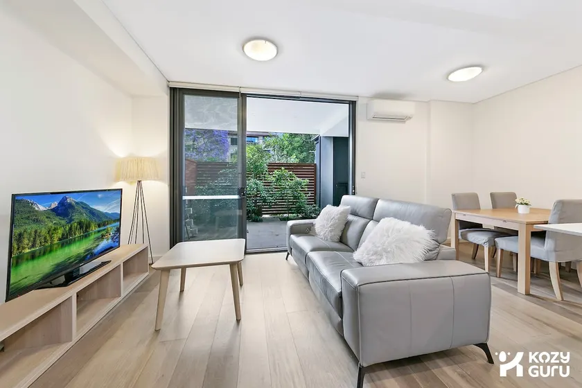 Waitara Station Designer 2Bed Apt + estacionamiento en la calle NWA008 - Image 1