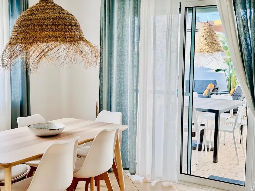 Amazing beach bliss 2br w/private sea view terrace - Image 1