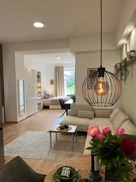 Ilka Suite - Image 1