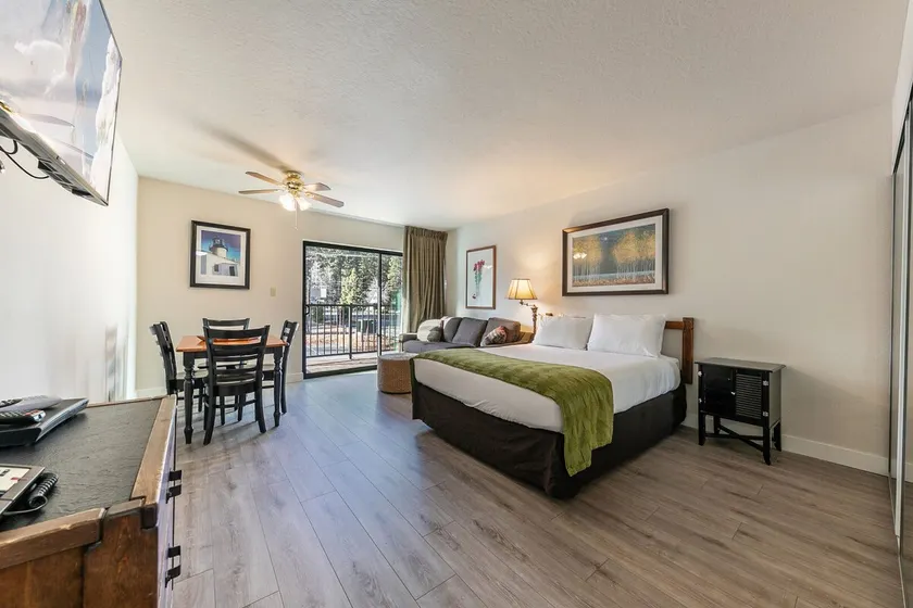 King Studio 2nd Floor #234 at Donner Lake Village - Image 1