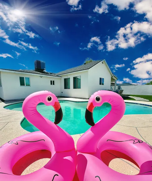 *NEW* PHX Pool Home! 6 min to Airport • Sleeps 8 - Image 1