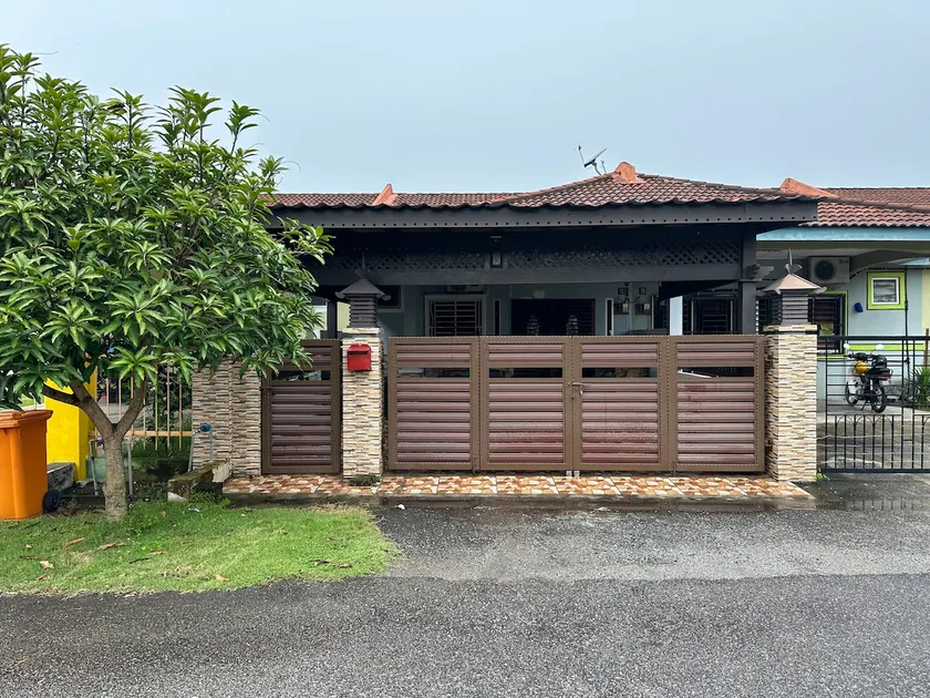 Nur Iman Homestay @ Sendayan - Image 1