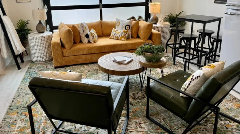 Geneva Guesthouse, a new unique downtown beauty! - Image 1