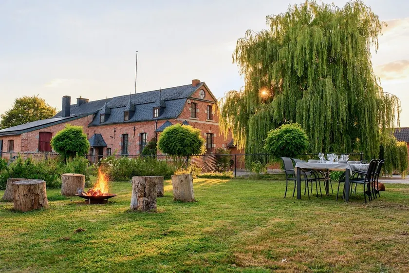 Family gîte 24 mins from Pairi Daiza – BBQ & brazier - Image 1