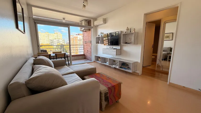Beautiful apartment with a spa, swimming pool, gym, and bar in Nuñez - Image 1