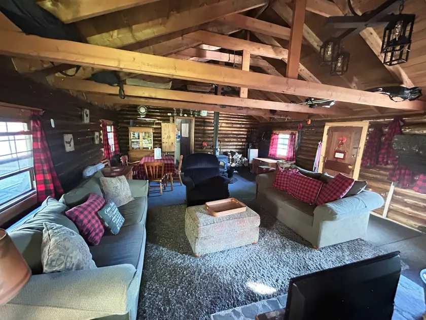 Rustic Cabin - Image 1