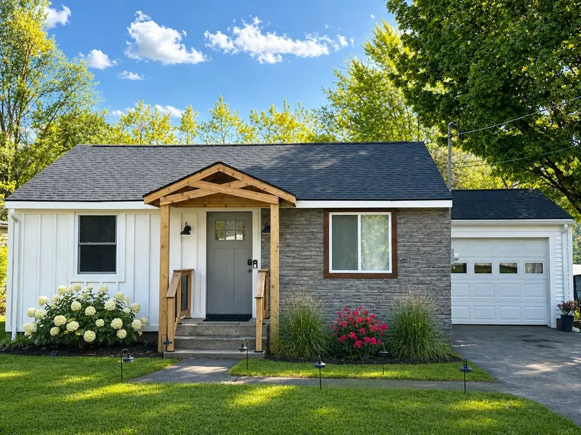 Stay Close to Everything • 2 BR • Free Parking - Image 1