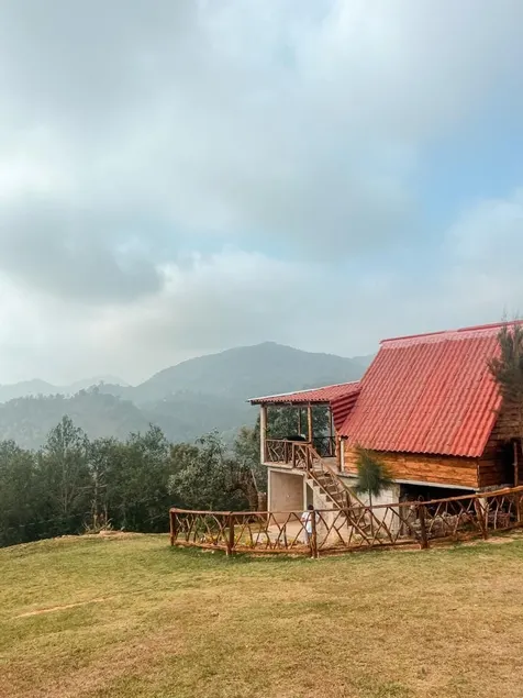 Lomas del Roble Standard Cabin - Image 1