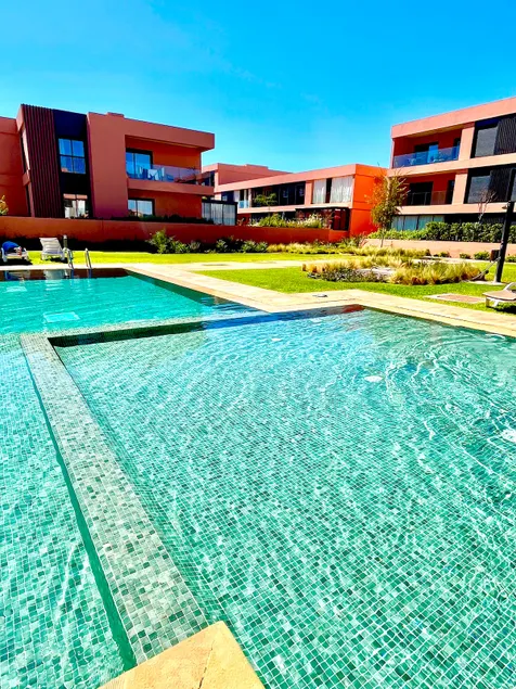 Urban Oasis Apartment - Image 1