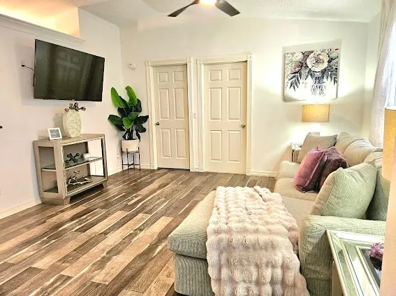 Charming and Modern 3BR Home - Image 1