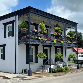 Oak Street Orleans 2/2apartment - Image 1