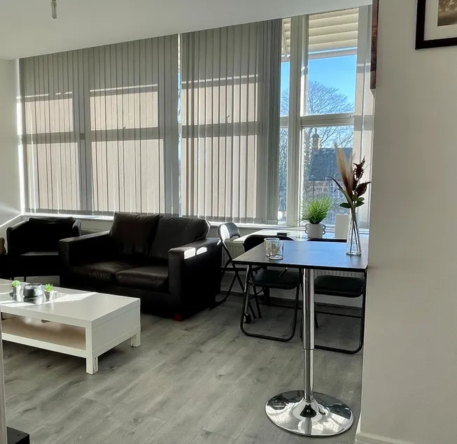 2 Bedroom Flat Ground Floor in Town Center Wellingborough - Image 1