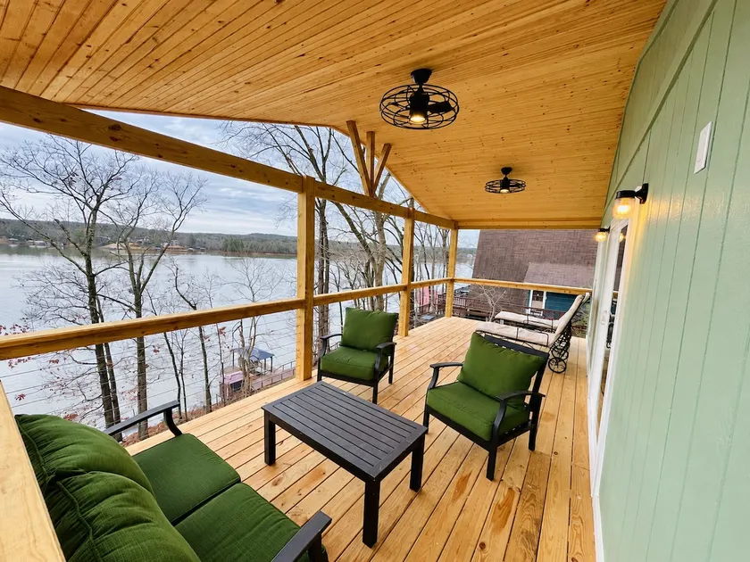 Logan Martin Lakefront Retreat - Image 1