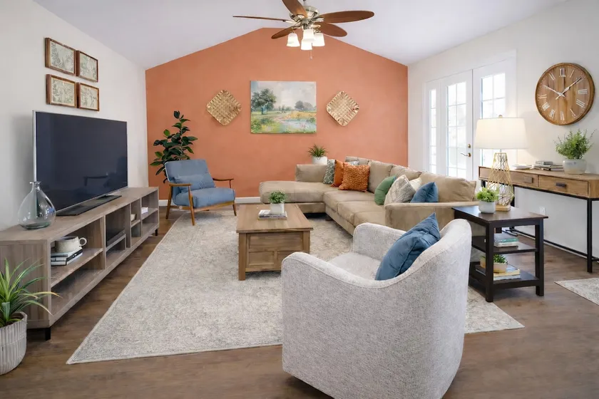 Holy Cow- Sleeps 10! King Suite, Fenced & Grill - Image 1