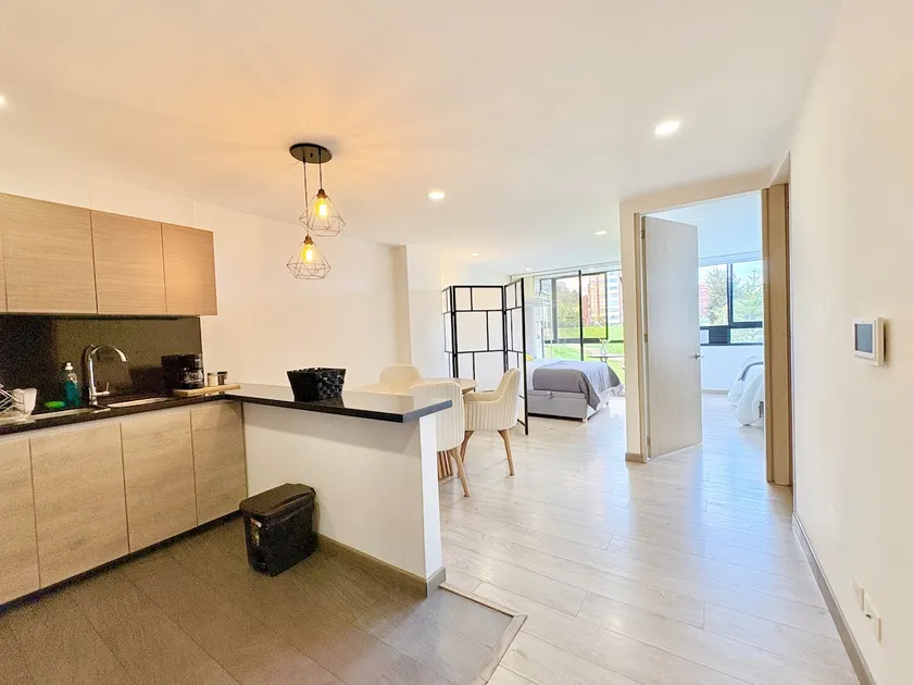 Luxury apartment/super location/safe and sophisticated - Image 1
