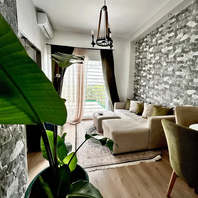 Modern Apartment • Ocean & Forest • WiFi • Airport - Image 1
