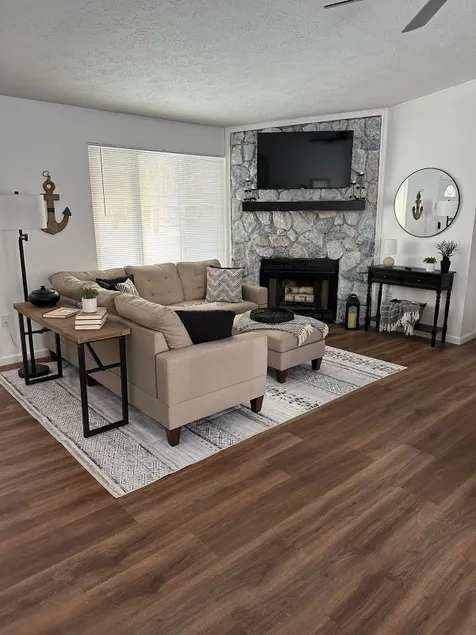 Edgewood Escape - Image 1