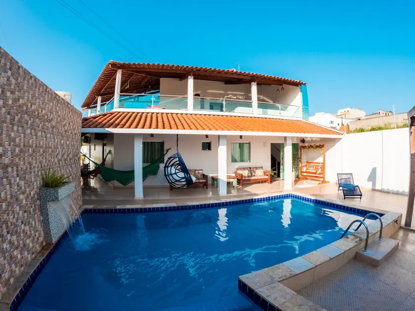 High-end house - Image 1