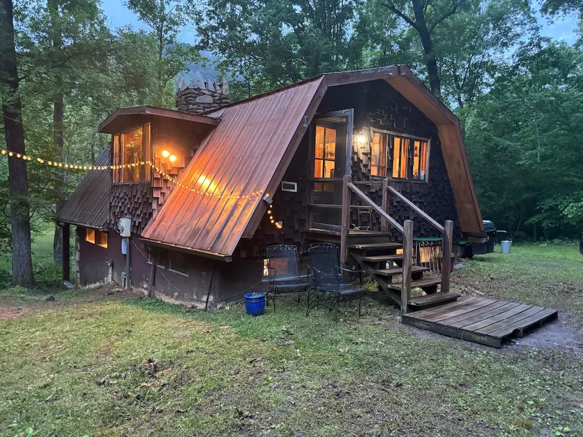 The Cabin - Image 1