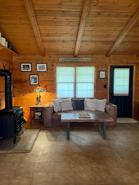 Rustic Retreat “Georgette” - Image 1