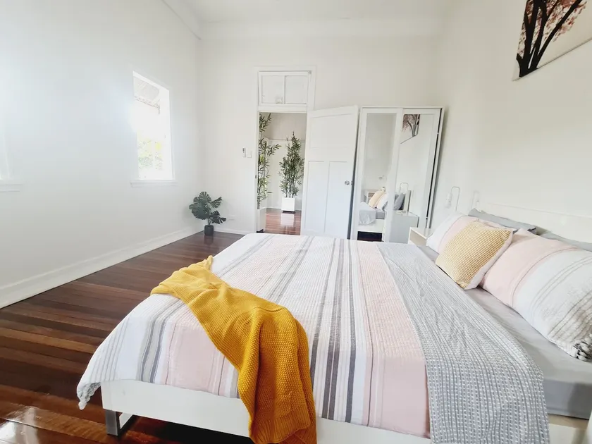 3 bedroom unit in Maryborough CBD - Image 1