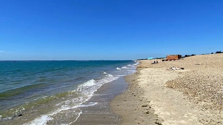 Coastal Walk Dog Friendly Beach 2BR Secure Parking - Image 1